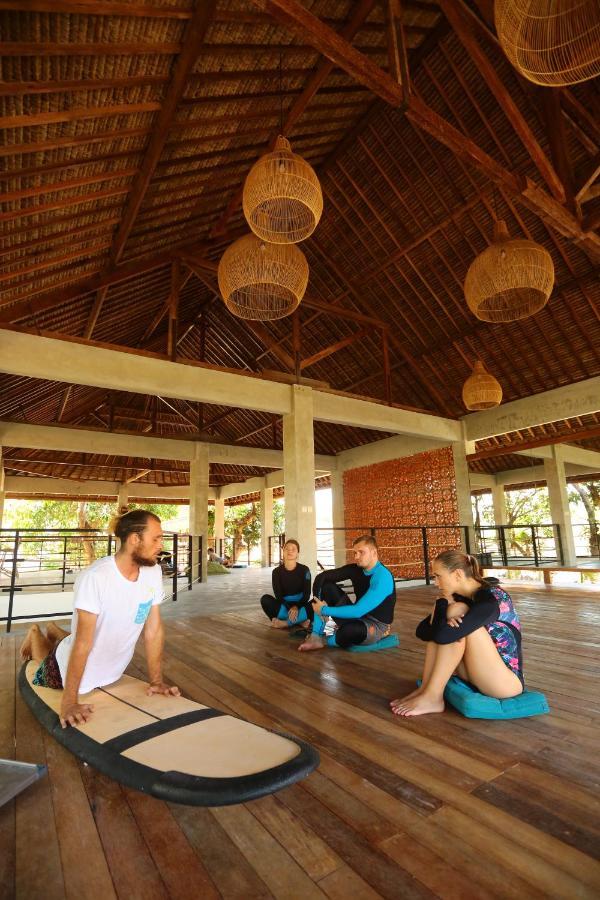 Apartment Endless Summer Surf Camp Kuta
